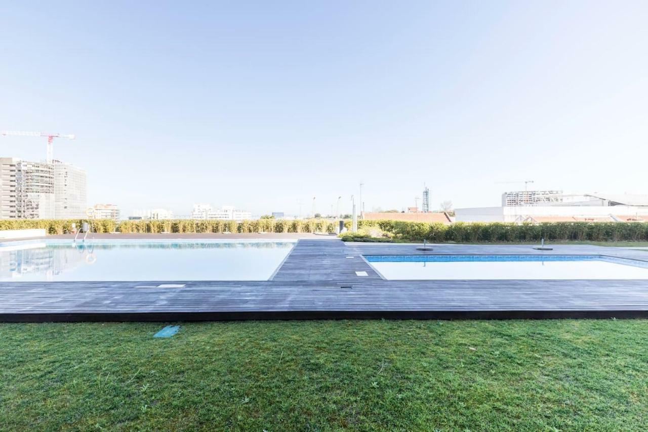 Apartment Amazing Flat - Pool And Parking Lissabon